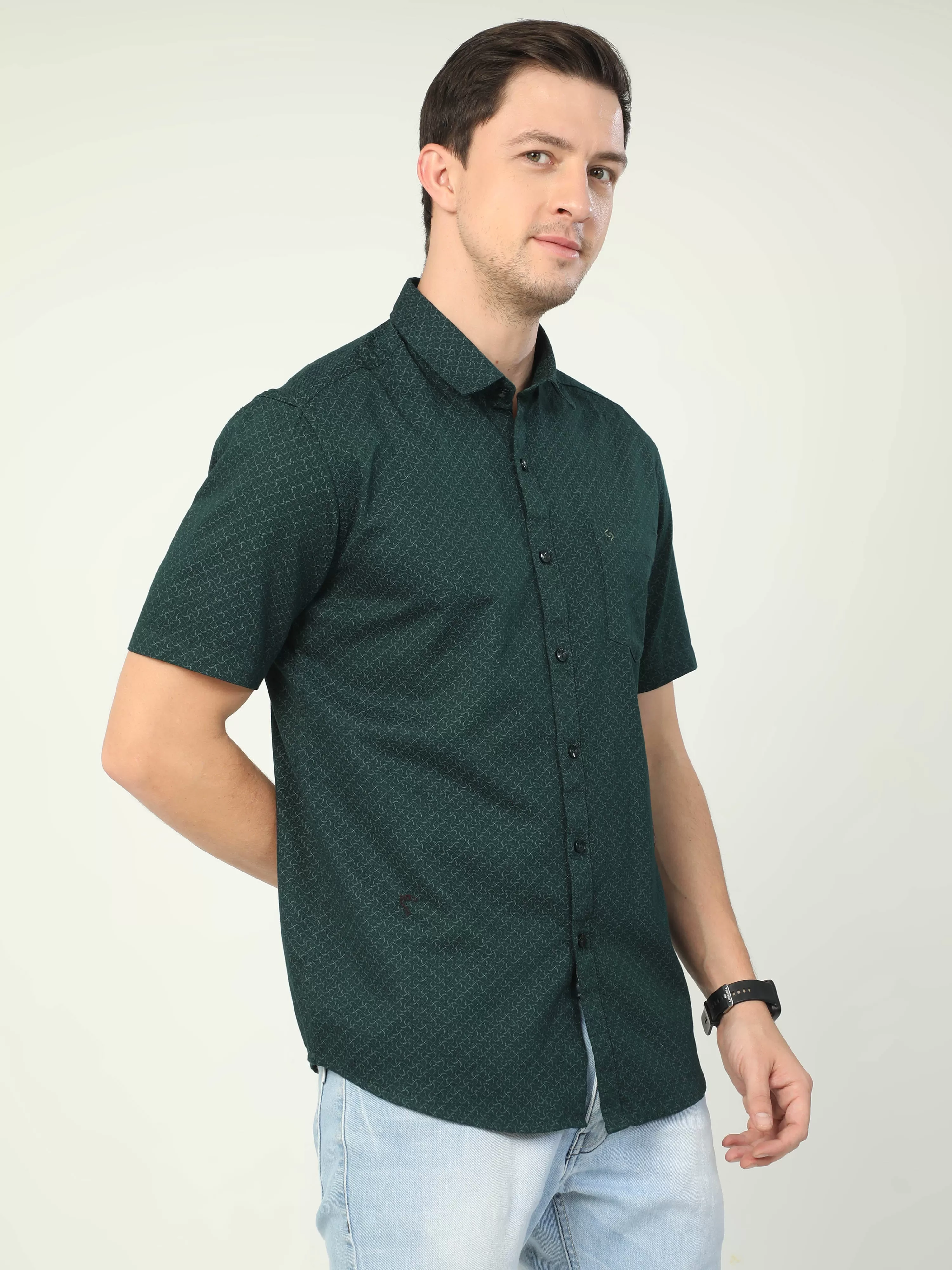 Classic Polo Men's Polo Neck Half Sleeve Slim Fit Cotton Woven Shirt | SO2-129 C-HS-PRT-SF