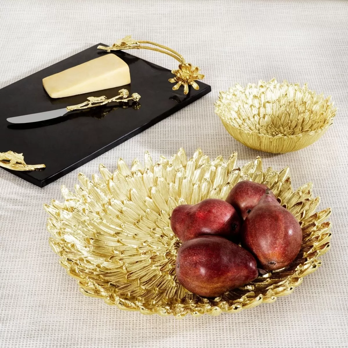 Dahlia Cheeseboard with Knife